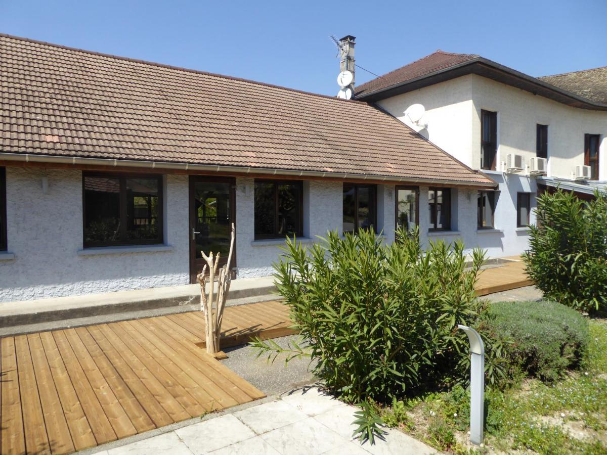 Auberge De La Paillere Lavours Exteriér fotografie